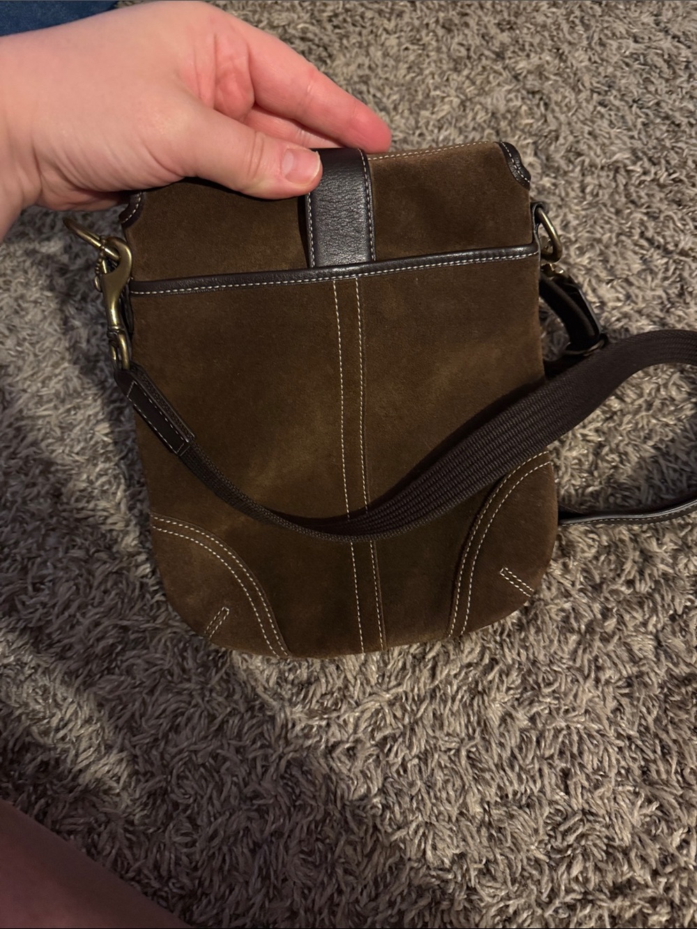 COACH 116 vintage Brown Suede Crossbody Bag with Brass Buckle - Picture 4 of 4